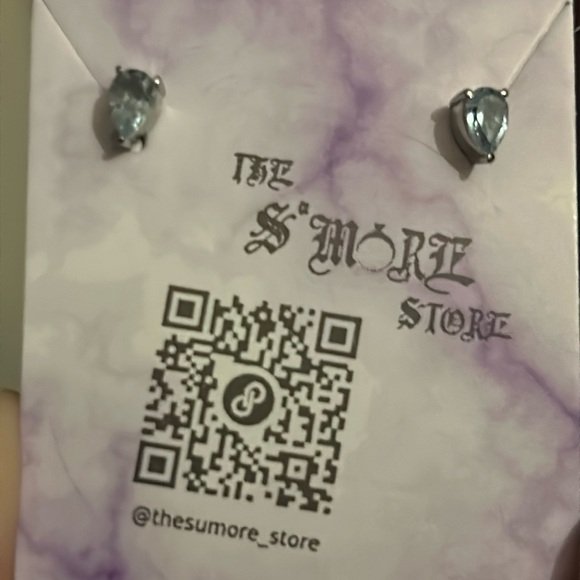 NWT Sky Blue Topaz Earrings - Picture 2 of 7